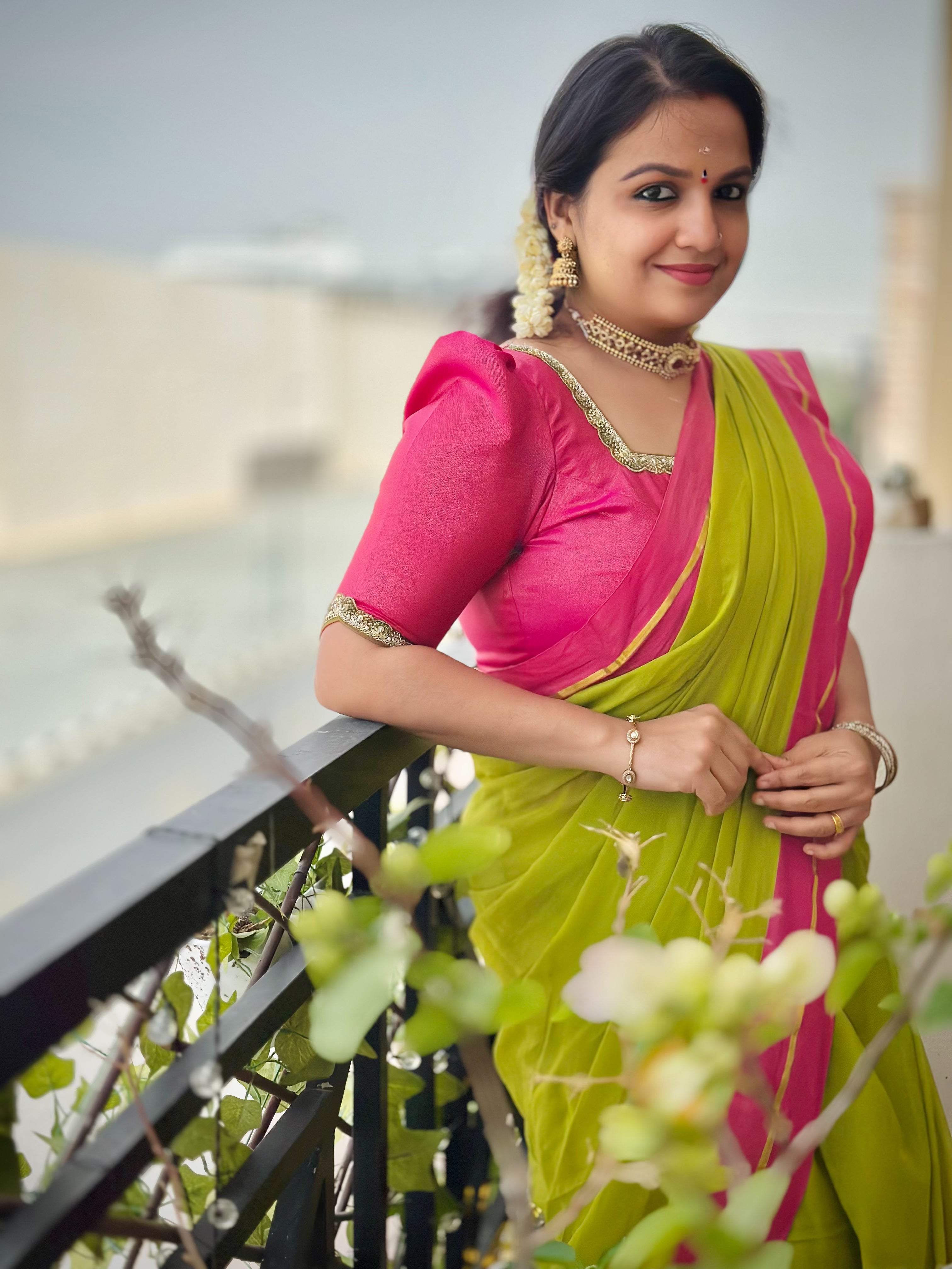 Pure Mul Cotton Saree with Contrast Border