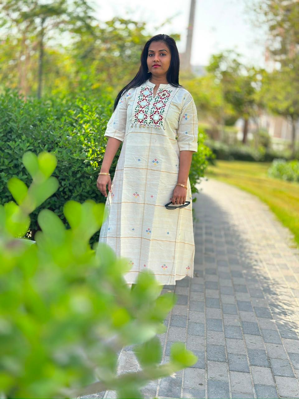 Offwhite Handloom Cotton Mirrorwork coordset – 2-Piece Set