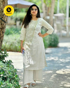 Slay this festive season in a not so traditional look