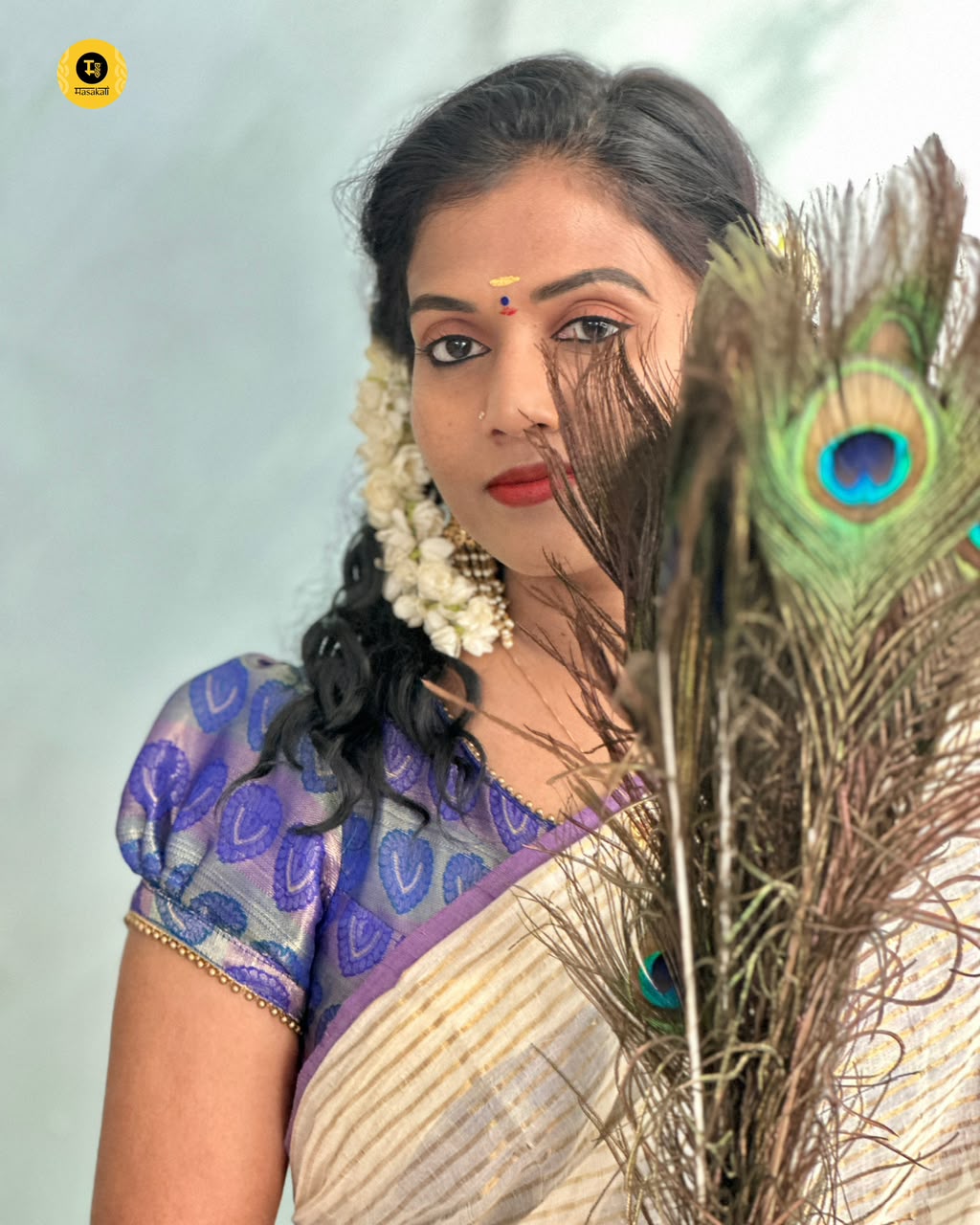 Mul Cotton Saree with Zari Stripes